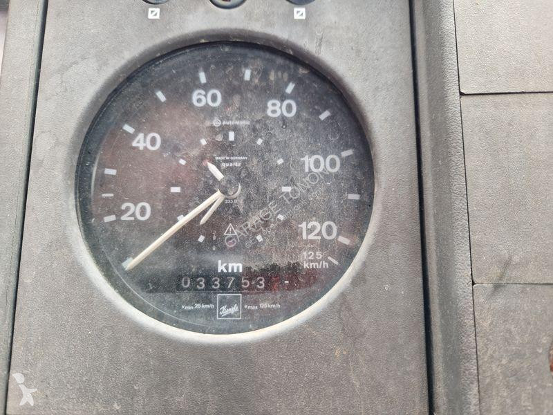 Camion Mercedes U90