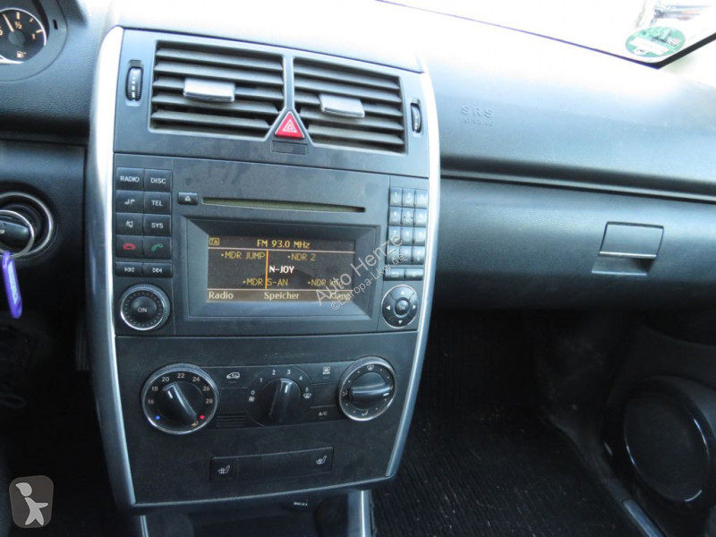 Véhicule utilitaire Mercedes A-Klasse 200...