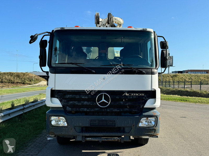 Camion Mercedes 2632 6x4 with Putzmeister BSF...