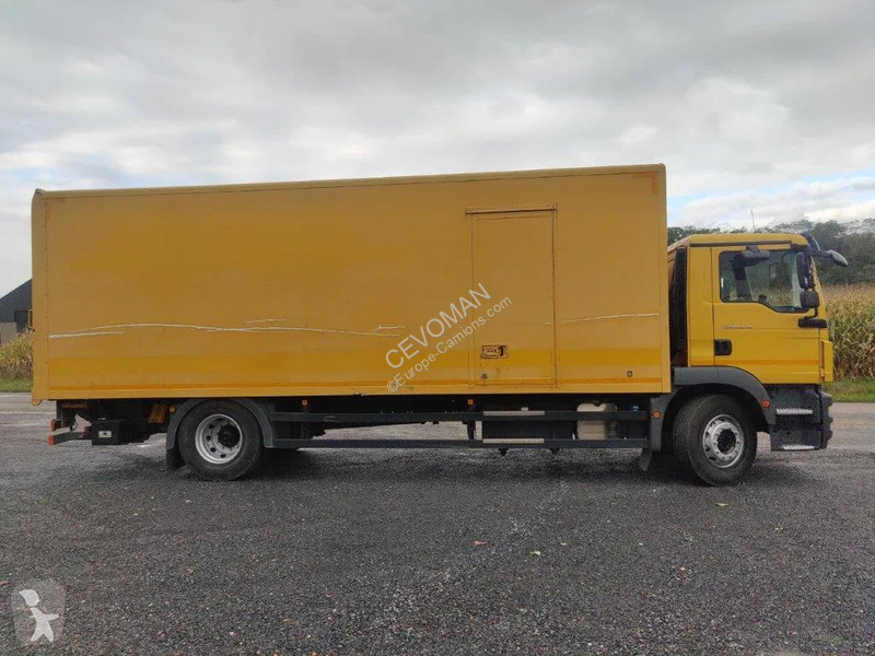 Kamion MAN 18.250 Euro 6 boxtruck