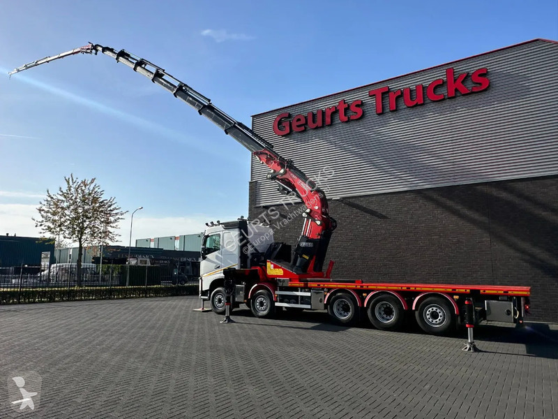 Camion Volvo 10X4 + FASSI F1650RAL.2.28 + JIB...