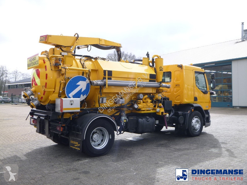 Camion DAF 55220 4x2 RHD Whale vacuum tank 7.5 m3