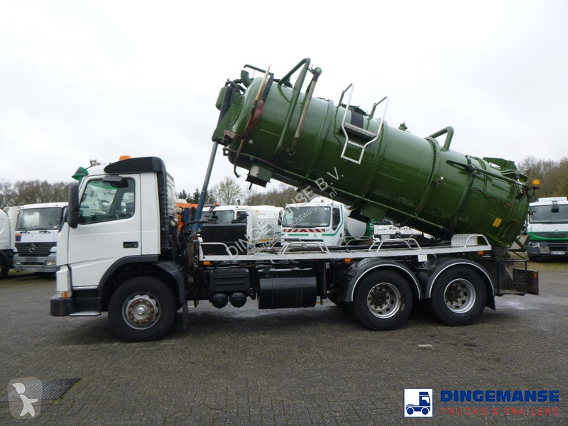Lastbil Volvo FM7 290 6X4 RHD vacuum tank 13.7 m3