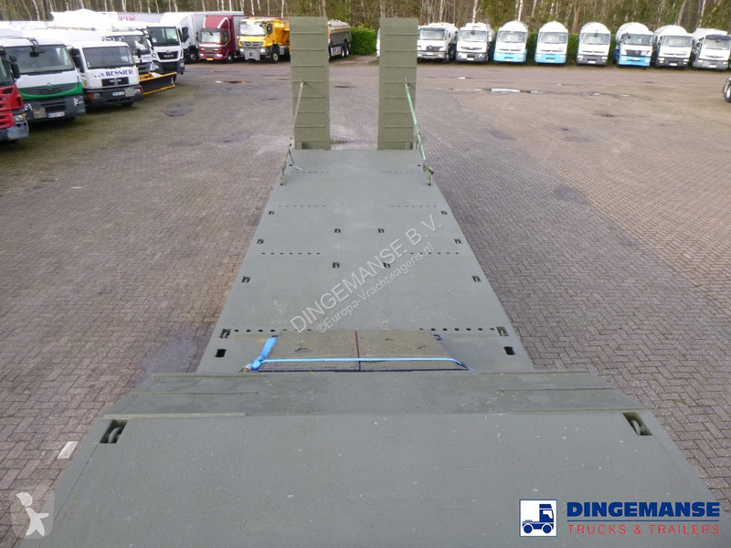 Semiremorca Broshuis 3-axle semi-lowbed trailer...