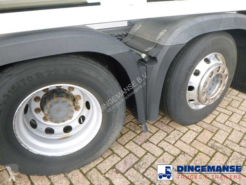 Camion Mercedes 2635 6x2 gas tank 28 m3