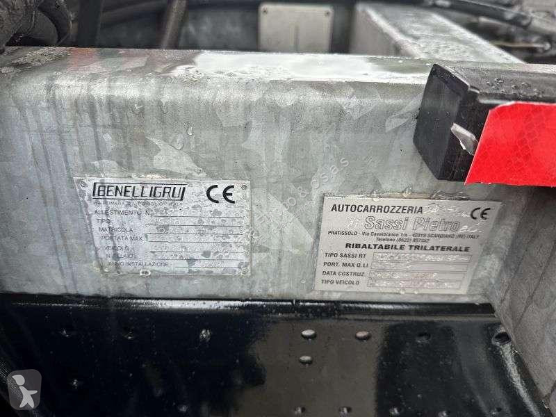 Kamion  BU 200 4X2