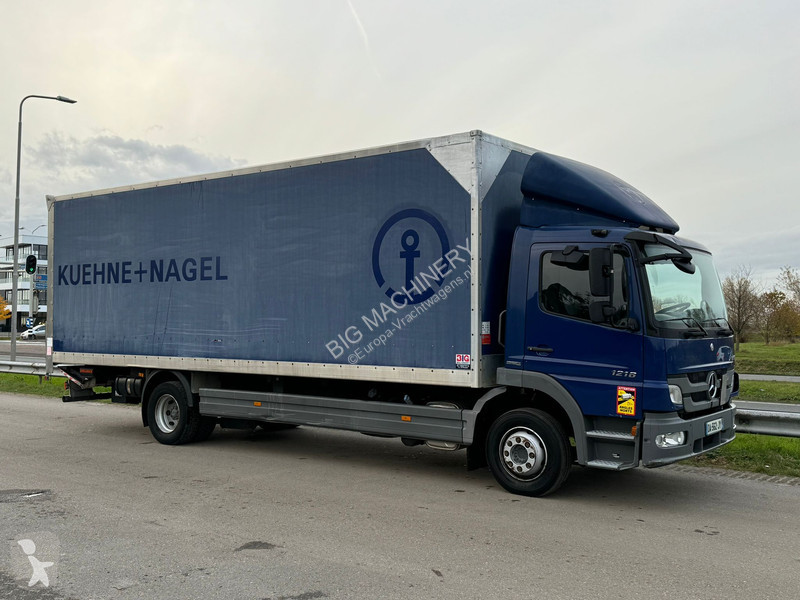 Kamion Mercedes 4x2 Cargo Truck EURO5