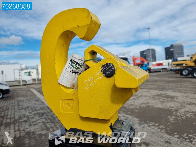 Lastbil  Hyva 20-65 S Hooklift 8X4 HYVA 20-65 S...