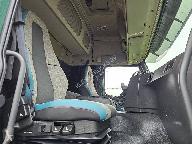 Camion Volvo 500 8X2 PK33002 6X HYDR.