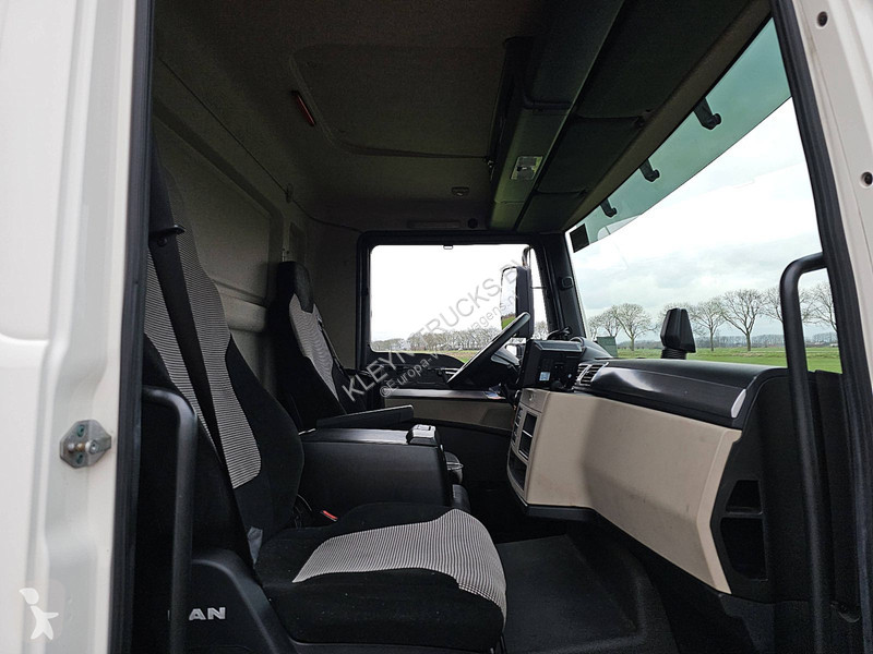 Kamion MAN 12.220  BL 2T LIFT AIRCO