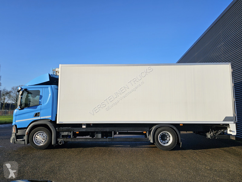 Kamion Scania P250 4X2 / FRIGOBOCK / BW