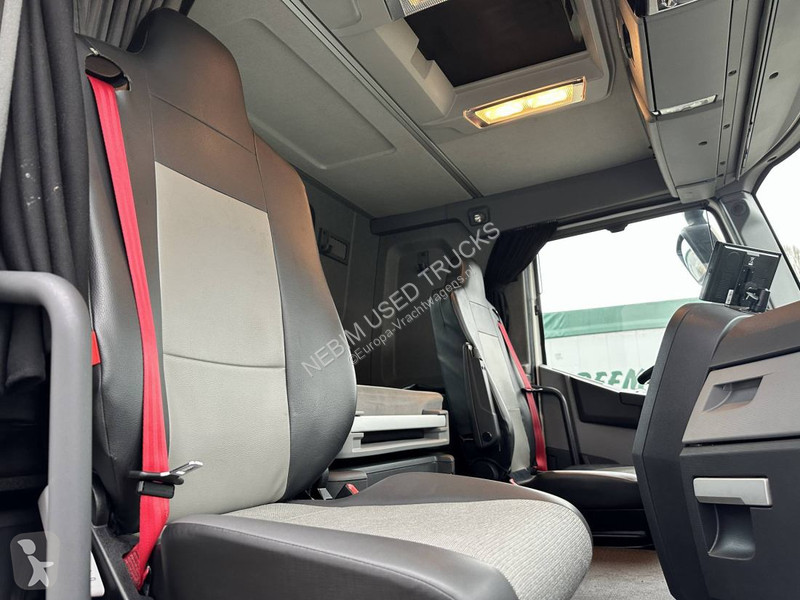 Vrachtwagen Renault T460 6x2 - 20ton Palfinger...