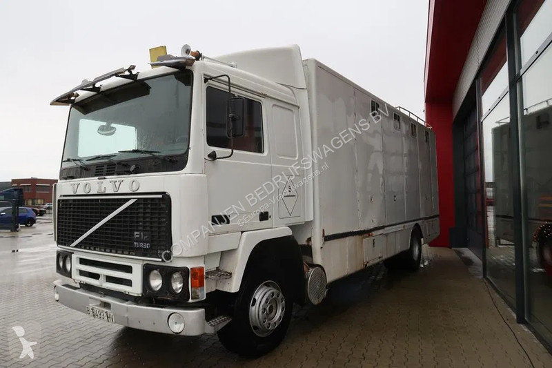 Kamion Volvo F 12 -20 - 1986 - Horse transport...