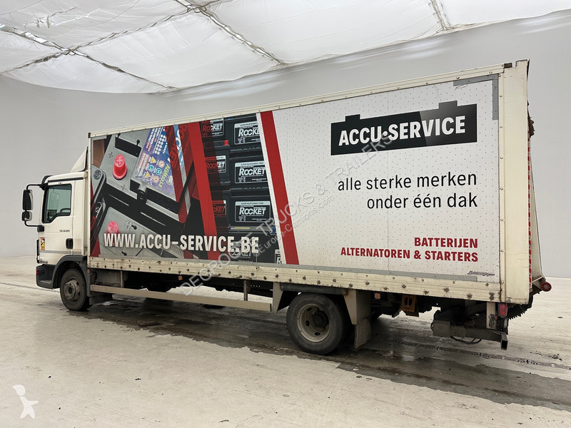 Vrachtwagen MAN 12.220
