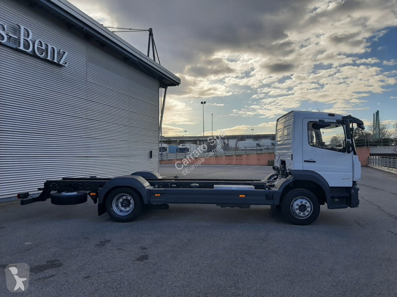 Camion Mercedes ATEGO DISTRIBUTION L