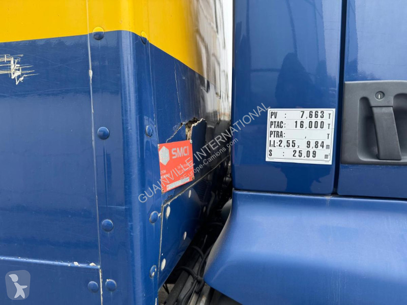 Camion Renault 270 DXI