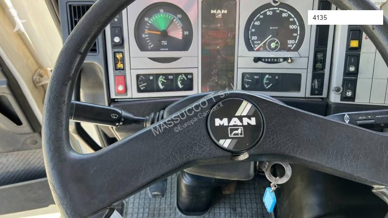 Kamion MAN 41.364 VF 8x4