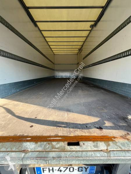 Camion Mercedes