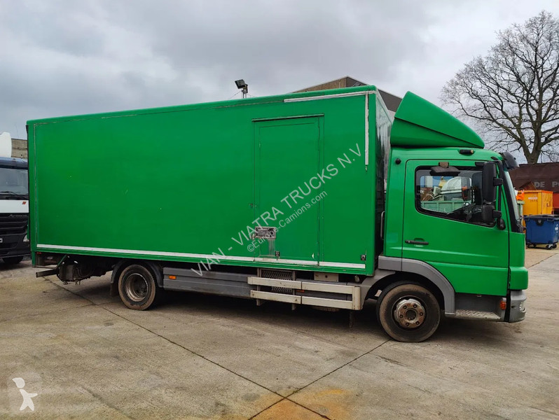 Kamion Mercedes 1018 KOFFER - BOX - FOURGON