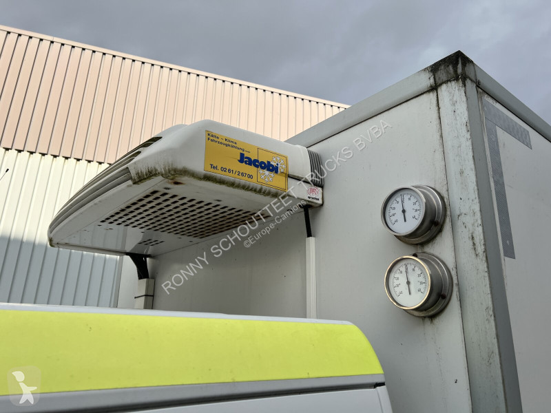 Camion Mercedes Sprinter 515 4x2 Doka Sprinter...