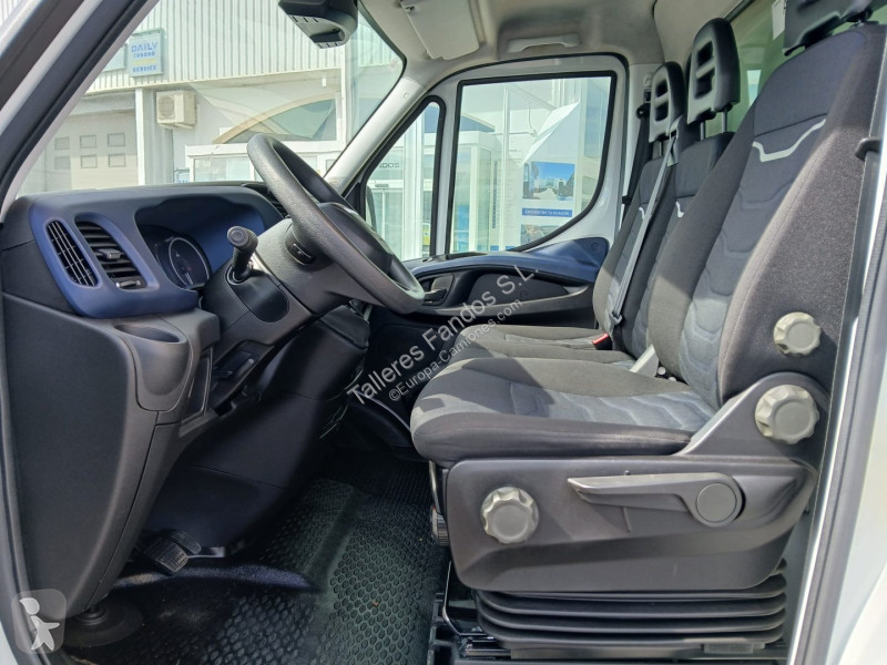 Camion Iveco  35C16 20m3
