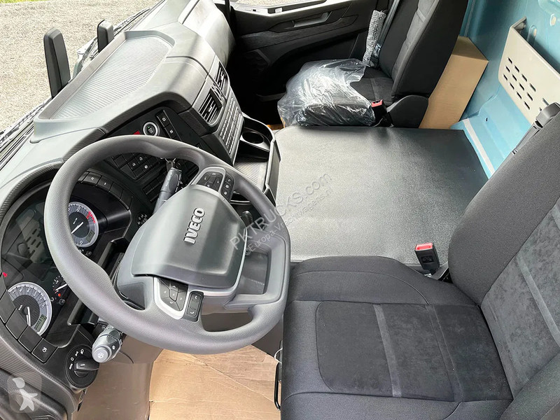 Camion Iveco T-Way AD410T47WH-5020 AT Chassis...
