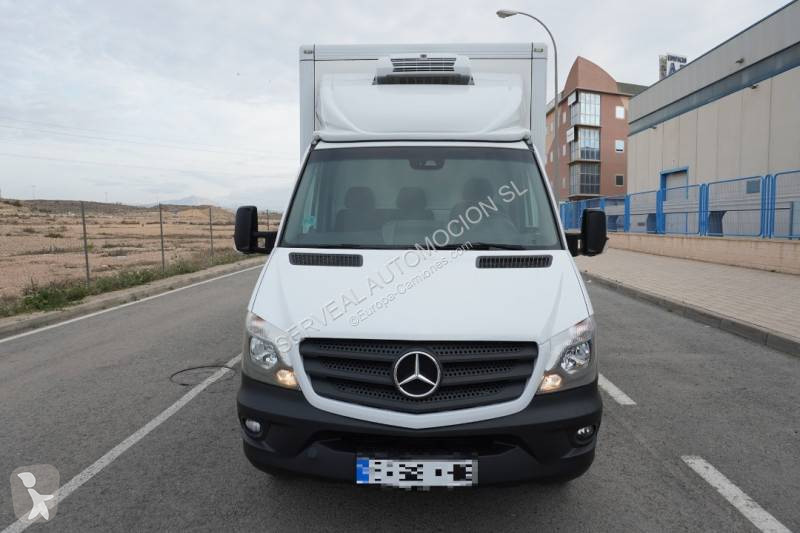 Autoutilitară Mercedes