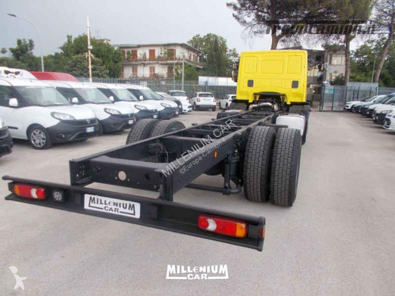 Camion Iveco 180E28 TELAIO 2019