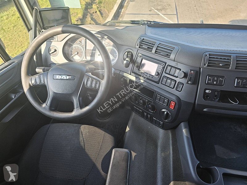 Camion DAF 330