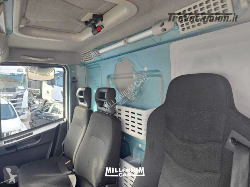 Camião Iveco 120L22 CELLA FRIGO 5,50 FRC SPONDA