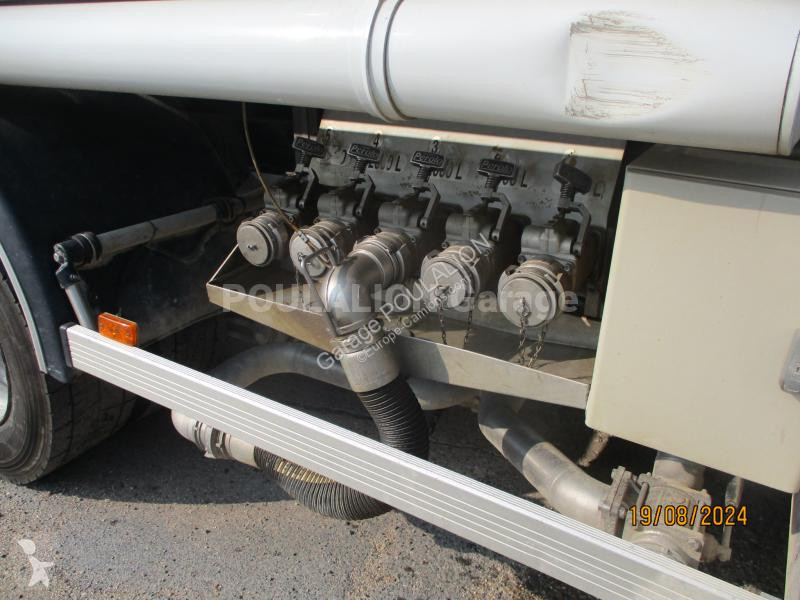 Camião Renault 4x2 MAGYAR 12500 L 210.19
