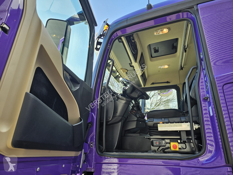 Camion Mercedes AROCS 3345 / 6x2 /...