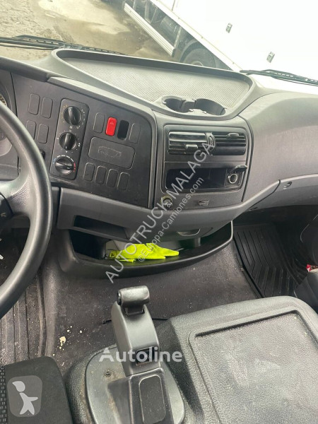 Kamion Mercedes ATEGO 1018 BOTELLERO
