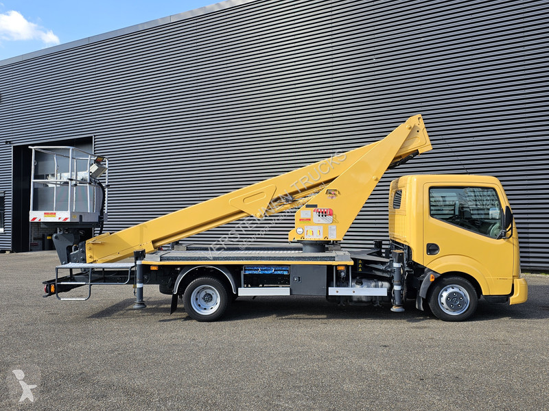 Camion Nissan CABSTAR / 19 mtr PLATFOR WORKER
