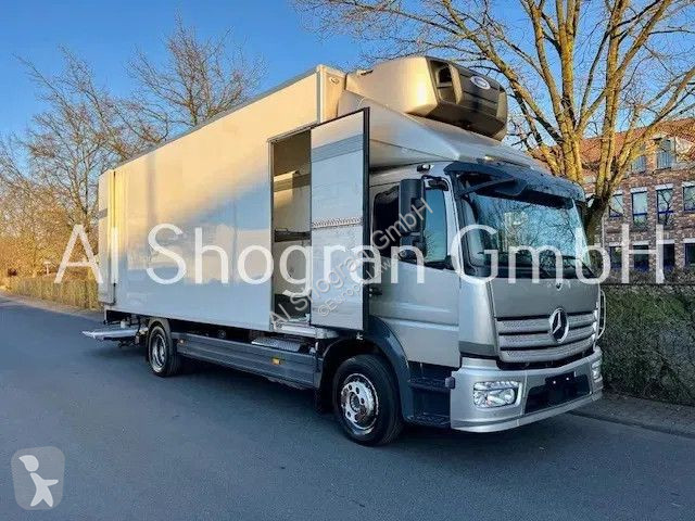 Kamion Mercedes 1218 Carrier Supra...