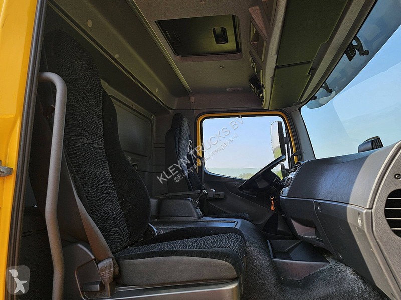 Kamion Mercedes ATEGO 1224 CARRIER TAILLIT