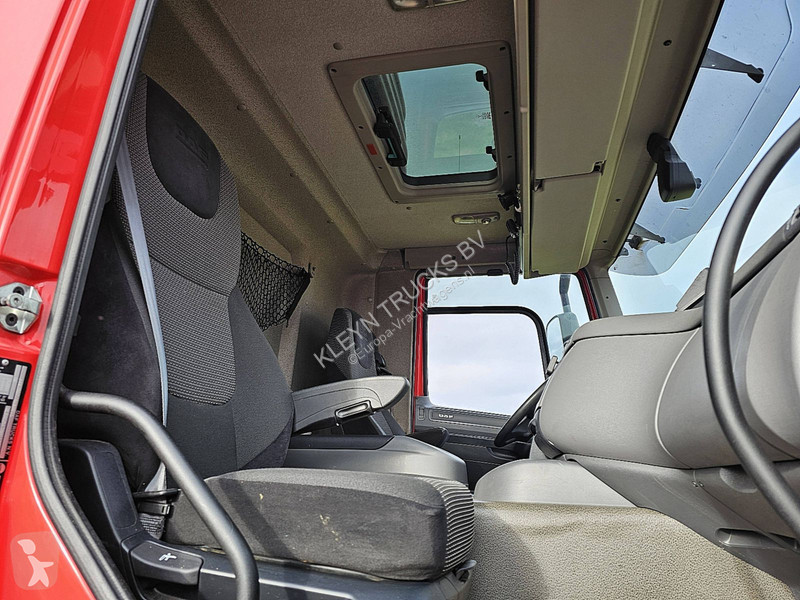 Kamion DAF 460
