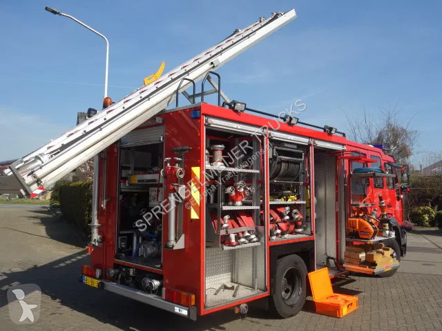 Camion MAN 250 godiva pump with holmatro set