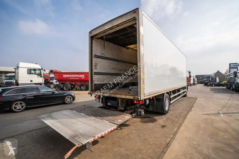 Kamion Renault  MIDLUM 270 DXI (18t.)
