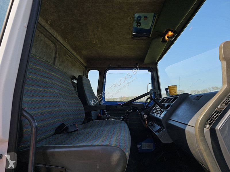 Camion Renault MIDLINER S135 MACHNINE ANSPORTER