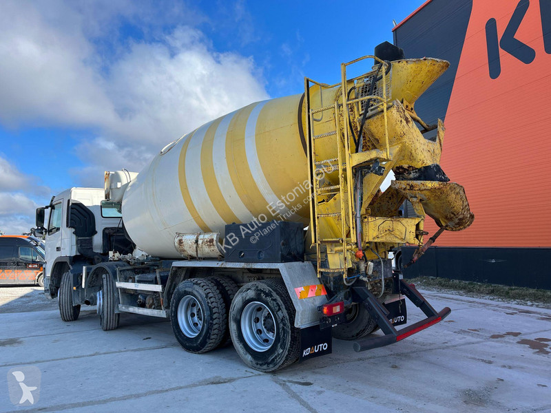 Kamion Volvo 420 8x4 INTERMIX IMF 10 m3 / FULL...
