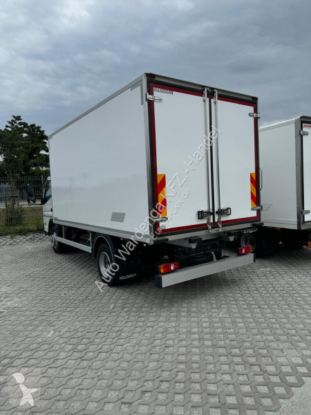 Kamion Mitsubishi FUSO 70C18 Isotherm Koffer