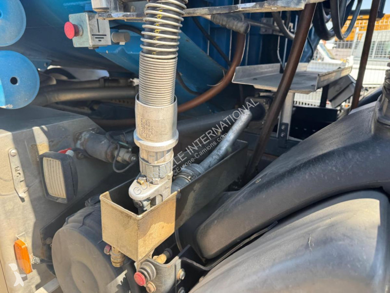 Camion Renault 270 DCI