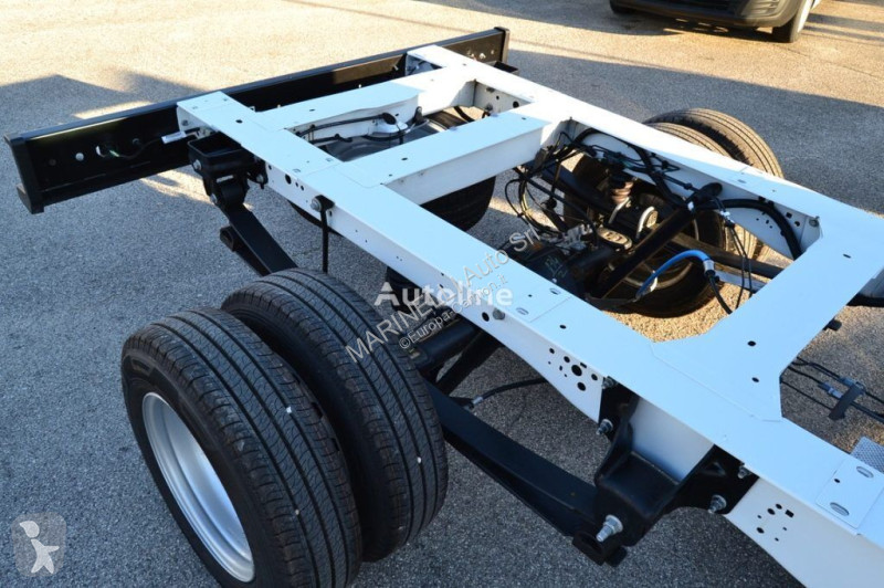 Véhicule utilitaire Ford 350 TELAIO L2 2.0 130CV