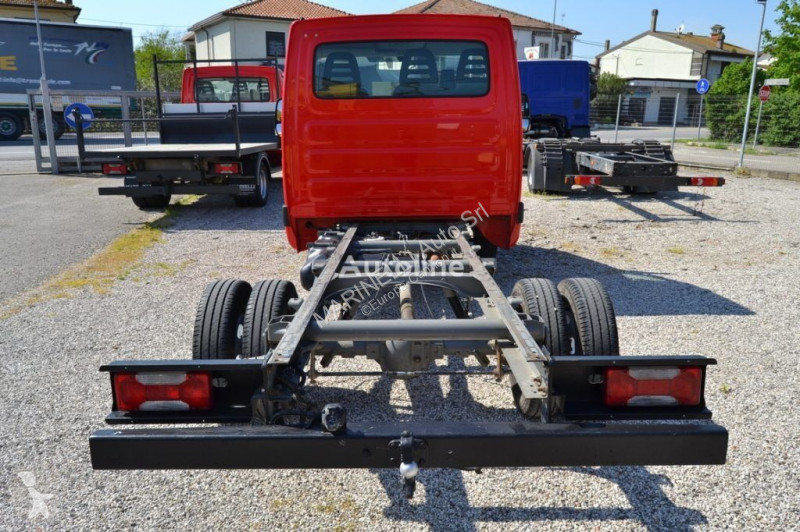 عربة نفعية Iveco 35C13 BTor 2.3 HPT TELAIO PARI...