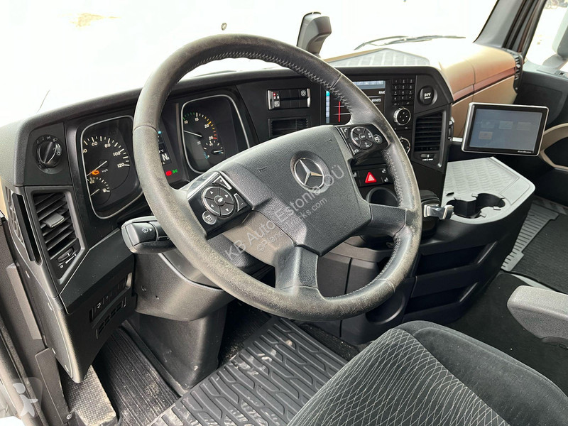 Camion Mercedes 2545 6x2*4 FOR SALE AS CHASSIS...