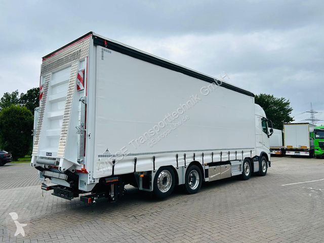 Camion Volvo 500 8x2 Arbeitsbühnen Transporter...