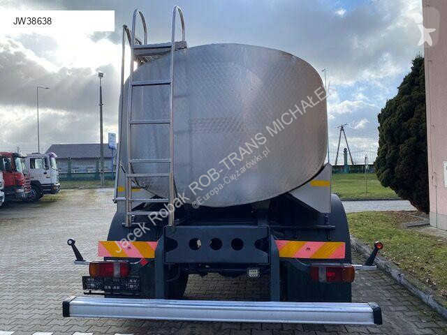 Camion Volvo FL