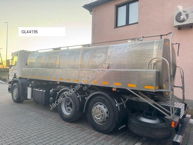 Camion Scania P  380