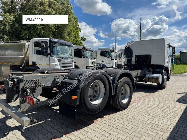 Camion Volvo FM9 300